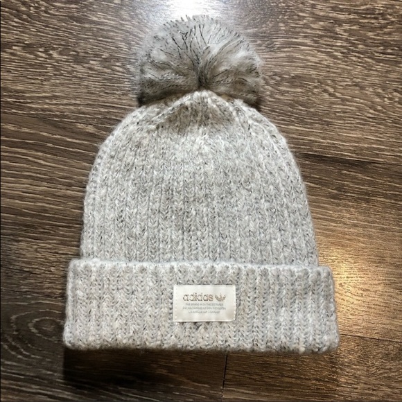 🔥LAST CHANCE🔥 Adidas Winter Beanie - Picture 3 of 5